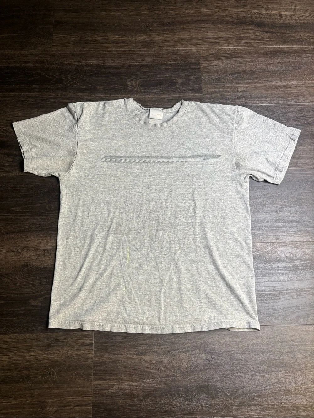 Vintage Y2K Nike Grey Tshirt Size L Has Distressing - Picture 1 of 5